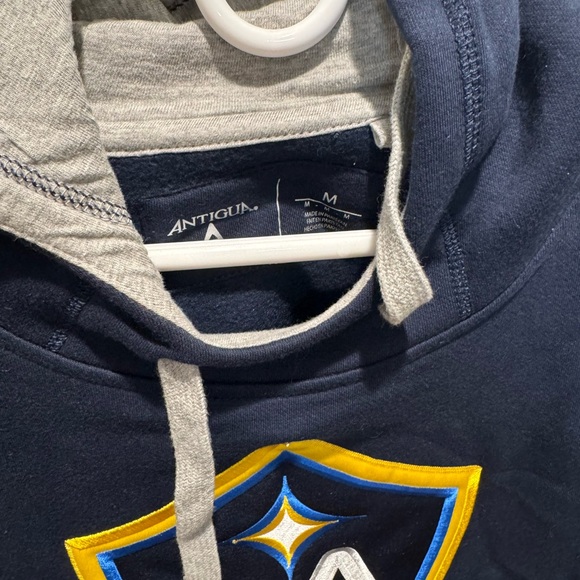 Antigua - Picture 3 of 6